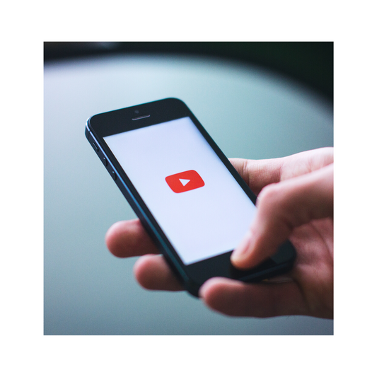 【2023年1月最新版】YouTubeショッピングとは？概要・メリット・機能・始め方などを徹底解説！